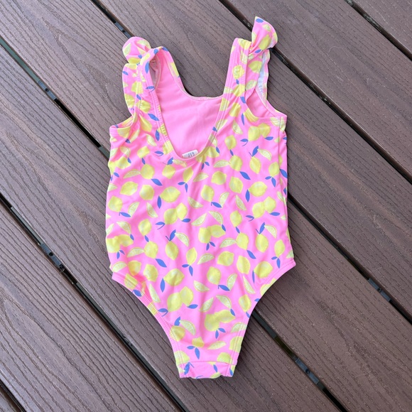 Gap kids lemon bathing suit- size 4yrs - Picture 3 of 4